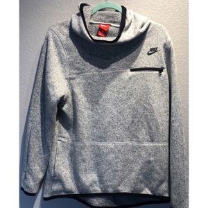 Nike pullover